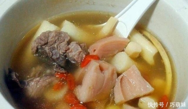  备用|美食诱惑，爱吃兔肉的朋友要注意了！教你美味营养的兔肉山药汤，好吃到不行