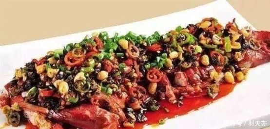  红椒|家常菜是一个普通而美味的城市。很好吃，也很容易做。很受家庭欢迎