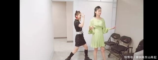 武林|回忆杀！《武林外传》莫小贝祝无双合体泪奔，42岁倪虹洁保养得像小花