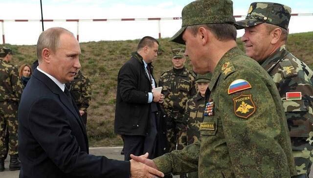  惹怒|普京这次被彻底惹怒了，下令15万大军进入战备，少将在边境被炸死