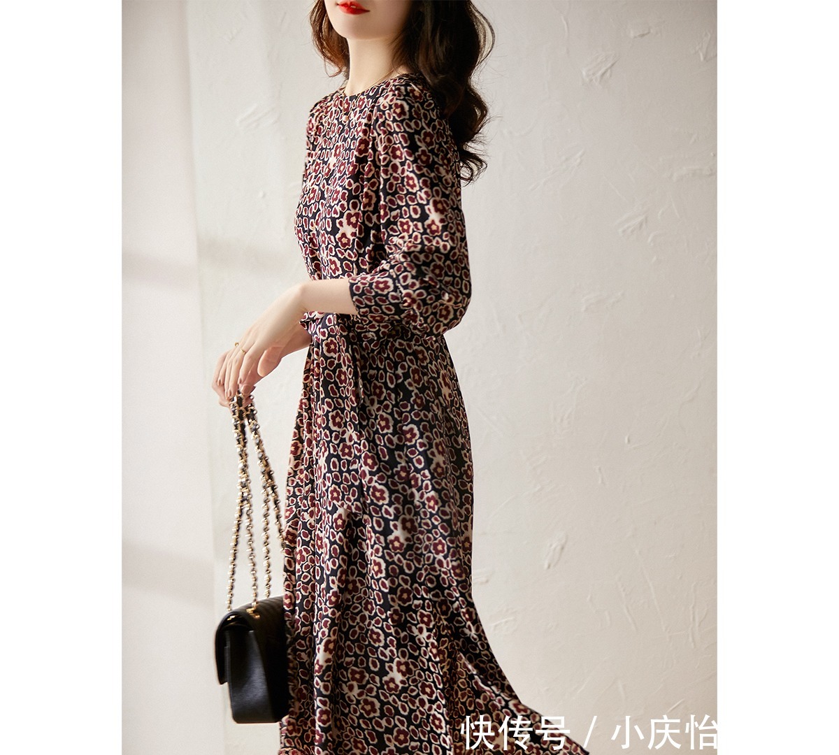特别|运动装再美秋游也不适合穿!“淑女裙”才是主流新宠,显白又洋气