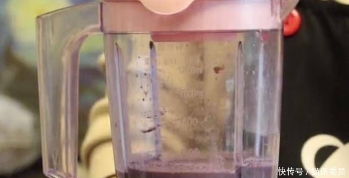 不用|一碗黑米，做一个又甜又软的黑米蛋糕，不用烤箱，不用发酵，非常简单