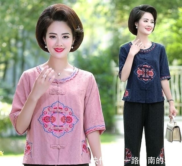  穿搭|40岁女人衣服买精不买贵！记住下面几个搭配技巧，穿出优雅高级感