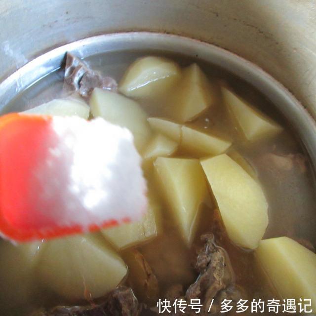 不膻|土豆羊蝎子汤,滋补暖身,好喝不膻