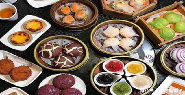 广们|“叹一盅两件”,茶楼中谈天说地,融入老广们的“饮早茶”生活