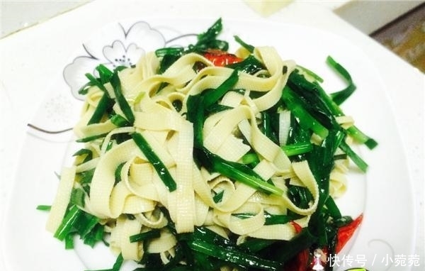  豆制品|春天炒蔬菜，给肠道洗个澡，吃多也不怕胖，没吃过的要试试