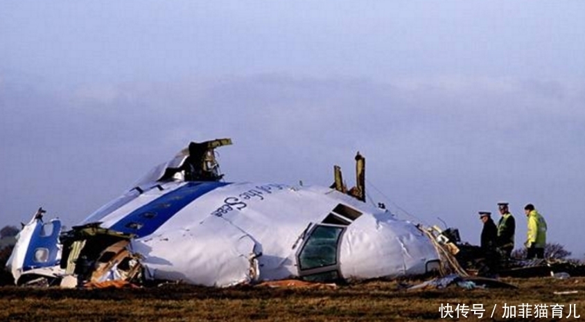  官方|卡扎菲父子死后，尸体任人参观，官方称：利比亚人想看他们的尸体