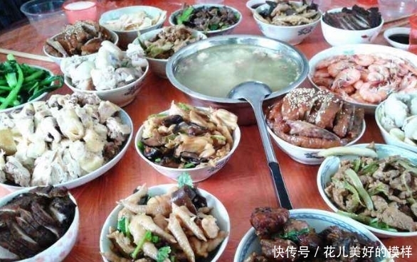 小编|为何在农村吃酒席,这样一道菜上桌之后,客人便会纷纷离席呢?