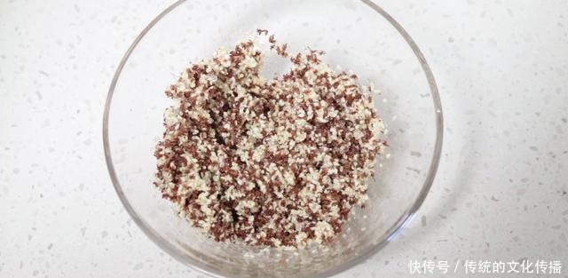 美白|不一样的养生美食——茯苓糕,口感松软Q弹好吃,健脾祛湿美白