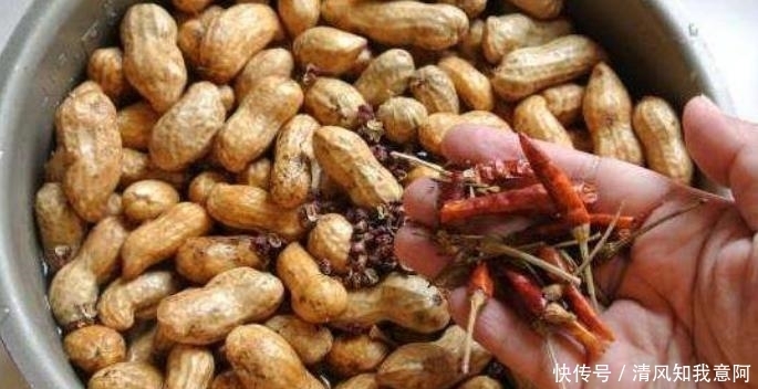  怪味|煮花生时，最忌讳加“它”！9成人都做错，难怪一股怪味