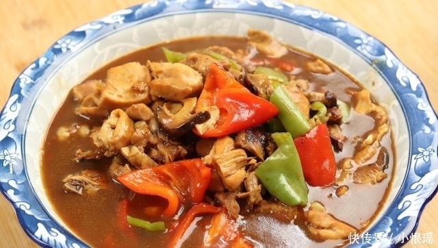 入味|黄焖鸡最简单的家常做法,秘方配料告诉你,鸡肉软烂好吃又入味