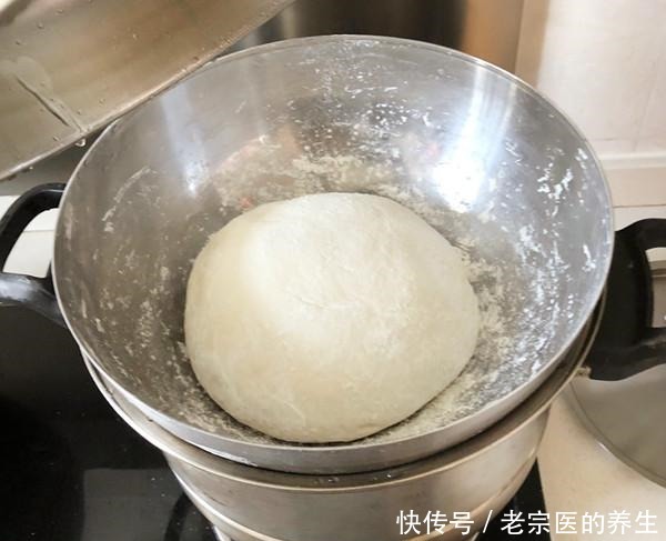 酵母|三伏天蒸馒头,放酵母是大错特错,加点它,馒头又香又暄软特好吃