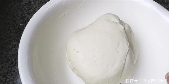 天天|想吃饼不用买,教你糯米饼做法,外酥里糯,孩子天天吃不够