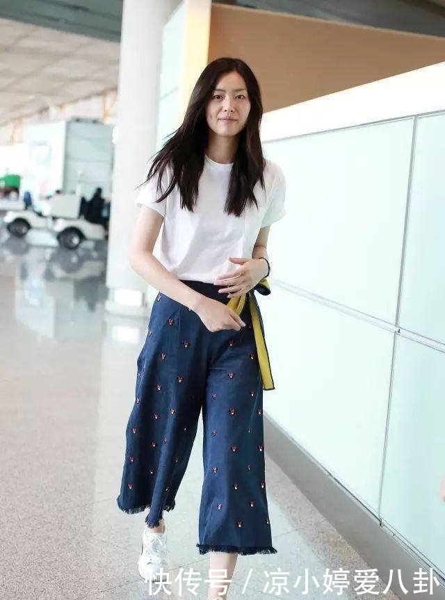  阿姨|减龄不等于装嫩！穿成这样老气被叫“阿姨”你活该啊