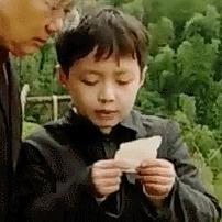  复古|《我是唱作人》预告，张艺兴复古造型抢眼，打“小抄”从小就会