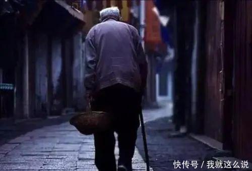 老人|老人“死在家中无人知”的悲剧,是子女赡养老人不及格的答卷!