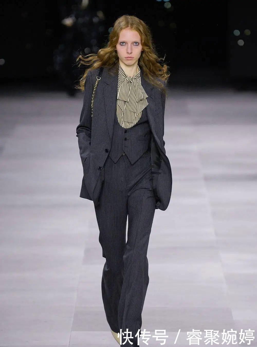 分钟|今秋流行成套穿,3分钟快速出门!