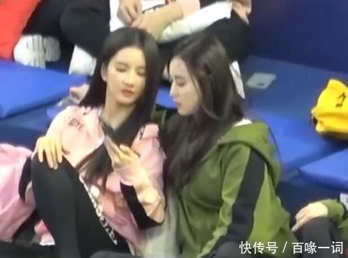 们两|刘些宁早年参加《超新星运动会》,看清邻座是谁,娱乐圈真是一个