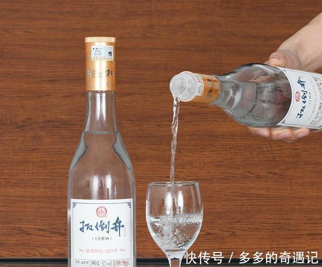 品质|3大口感好白酒排行榜,第一名不是茅台,反驳无用,喝过的已老了