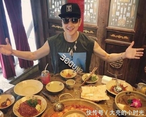 食物|继海底捞后,这款“熊火锅”又火了,看到食物后,顾客不吃了