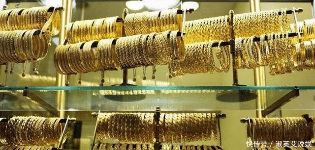 黄金吊坠|知道黄金首饰“以旧换新”的秘密之后，金店再也坑不到你了！