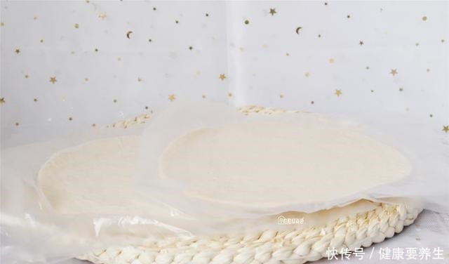 拿破仑酥|想吃糕点别再买了!不用和面和揉面,这种做法,轻松在家吃甜点