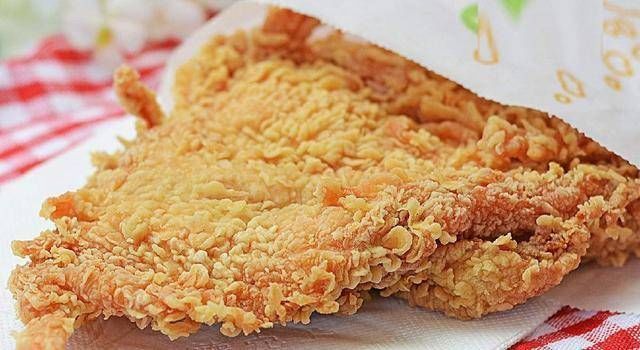 VS|同样是鸡排,肯德基VS正新,区别有多大,网友只要咬一口就知道