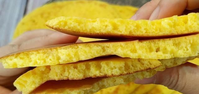 解馋|自从学会玉米面这样做,我家早餐没有买过,松软香甜,营养又解馋