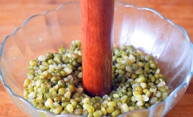 抢光|绿豆别再煮粥了,教你1个新吃法,简单一做,出锅就抢光