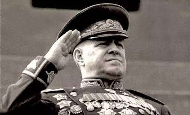 战死|第一名将朱可夫，百战百胜，但为何每次战死的士兵比敌人还多？