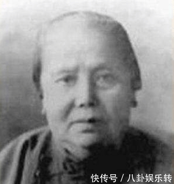  品行|她是中国的第一位“国母”, 品行无人不服, 比宋庆龄更受人尊敬