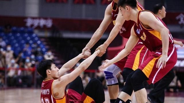 浙江|惜败4分!CBA最大黑马出局,杜锋爱将砍48分,李楠错失他,后悔吗