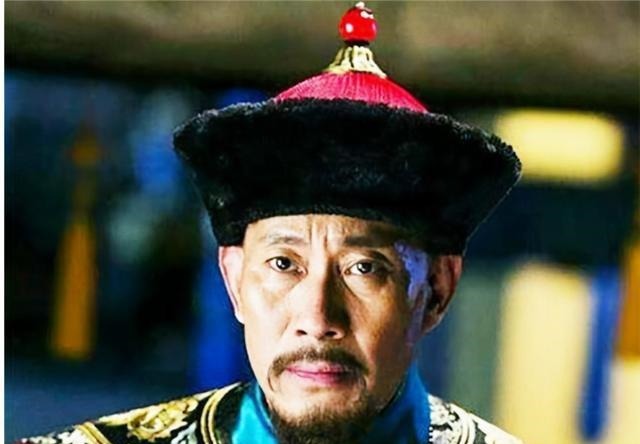 官员|大清官员分九品十八级,想升到正一品,身体要好还得活得够久