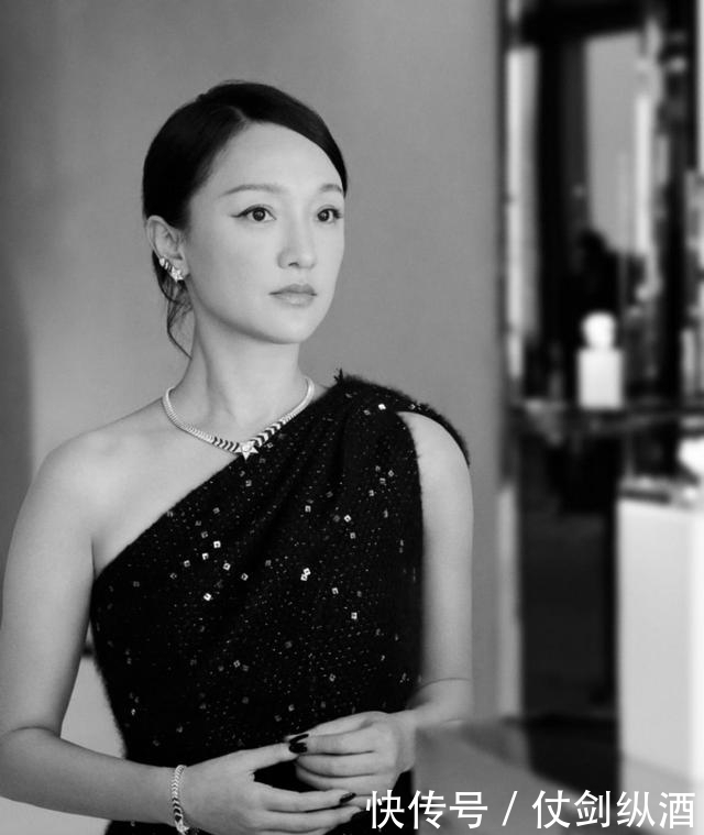 电影界|姚晨周迅罕见同框,电影界灵气代表和电视剧百变女王,谁赢了?