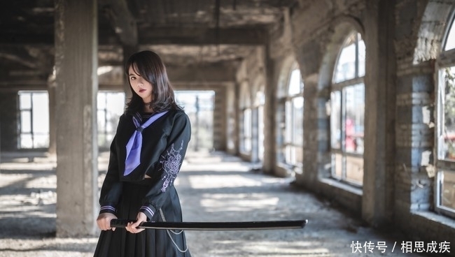 日本|日常JK制服cosplay,水友:日本黑道?