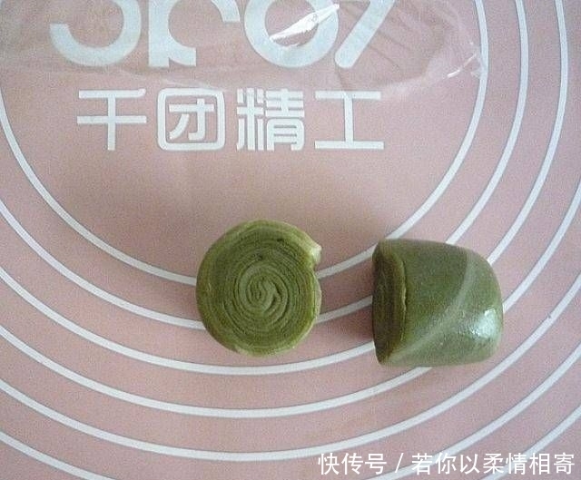  上保鲜膜|抹茶酥和我自己做的红曲糕点，不油腻