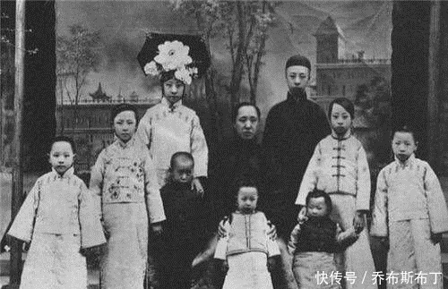 满族的姓氏|清亡后,皇室贵族都改了什么汉姓?他们离我们很近,那英是贵族后