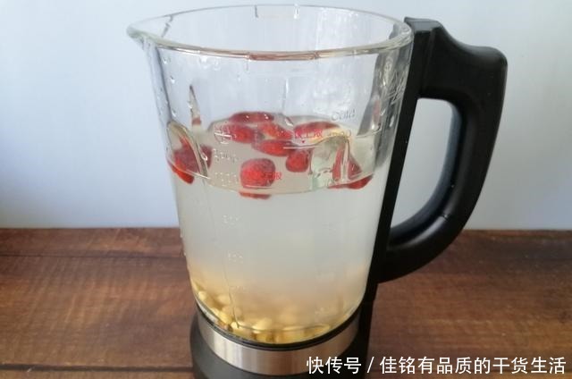 营养|早餐不喝牛奶也要喝它,味道香甜又养胃,全家都爱喝