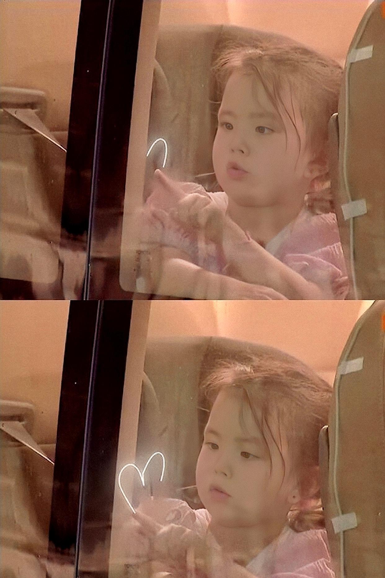 奇妙|谭松韵泪洒奇妙小森林,松果:小七姐姐又哭了,好暖心的两小姐