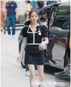  录制|杨超越录制《中餐厅》惹争议，裙子太短，粉丝：两只手遮不过来