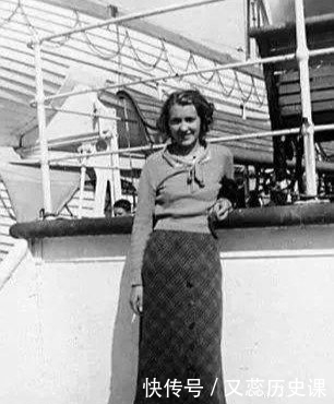 白天鹅|她揣着50美金来美国,丑小鸭变白天鹅,不看好的儿子做了美国总统