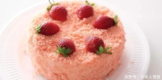 草莓|焙趣私房爆品日销300个的三重草莓芝士蛋糕,这个配方太赞了!