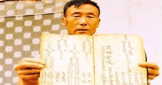  玉玺|此人自称是李自成15代后人, 拿出家谱和玉玺作证, 揭开闯王死亡之谜