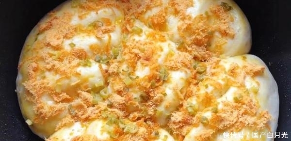 面包|用电饭锅做面包,不用一滴水,不用揉出手套膜,松软拉丝越嚼越香