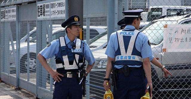  日本|日本女教师蹲厕发现男尸，警察结案：偷窥未遂而死