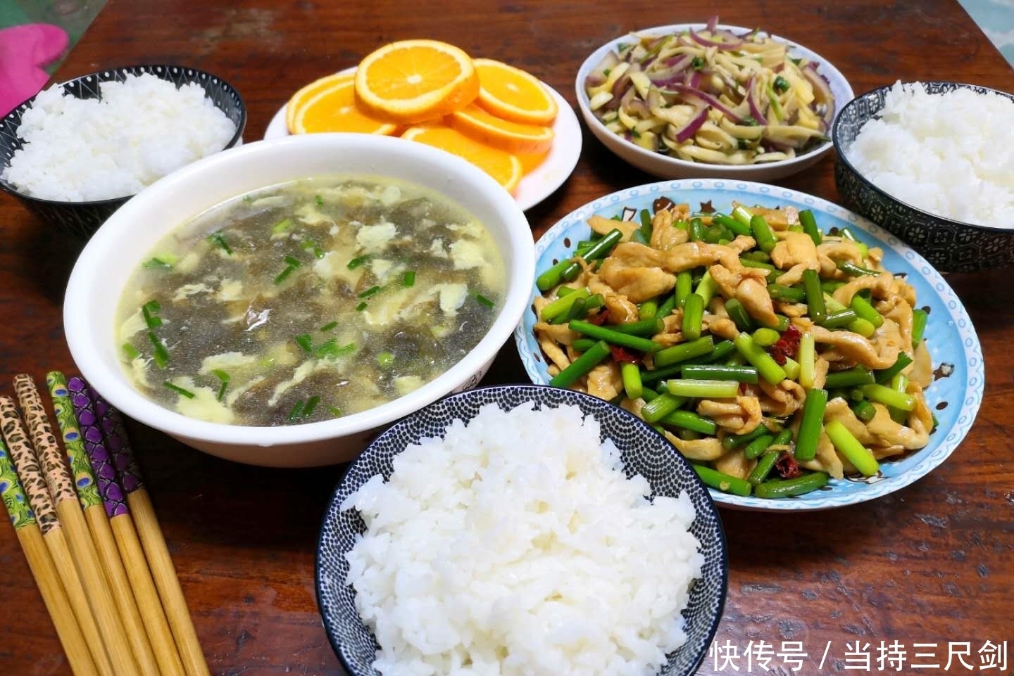 朋友圈|晚餐老公做了2菜一汤,成本没超20元,晒朋友圈,朋友:太寒酸了