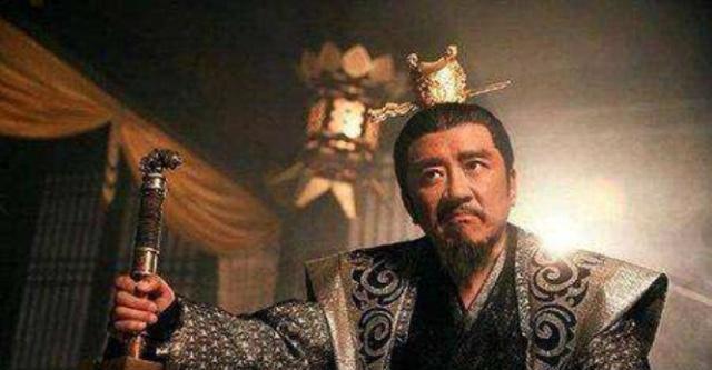 鸡犬|敌军兵临城下,刺史杀光城中鸡犬,大开城门!敌军惨败而逃