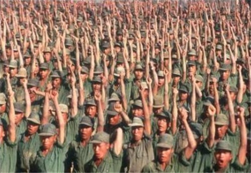 缅甸|他控制着金三角八成毒品，手下军队6个师我绝不把罂粟卖到中国