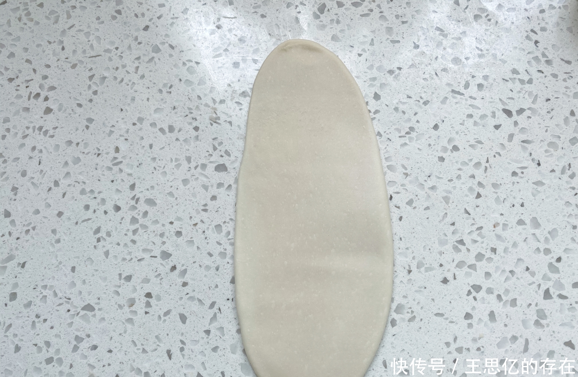 制作|想吃红豆饼别再买了,在家用面粉就能做,咬一口层次分明香酥美味