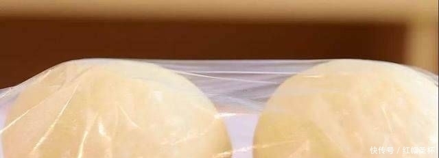 比买|不需要一滴油,只需要电饭锅。手工做的沙琪玛比买的沙琪玛好吃得多